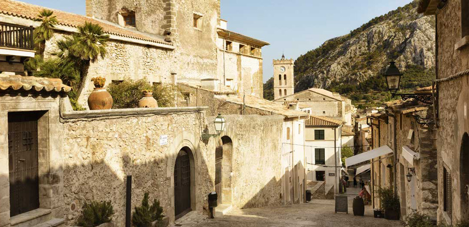 Pollensa old town Ponderosa Beach